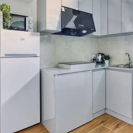 Apartament Rosmini13; Lil Gem In Sempione District