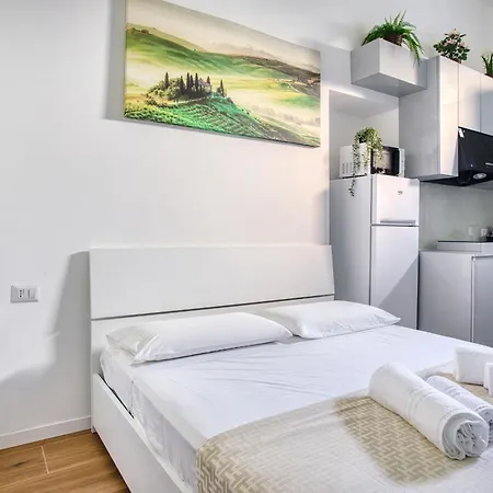 Rosmini13; Lil Gem In Sempione District Apartament Mediolan